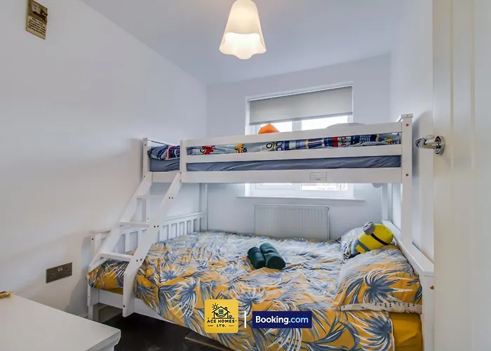 בית נופש Three Br House By Ace Homes Short Lets & Serviced With Free Wifi Sleeps7 לידס