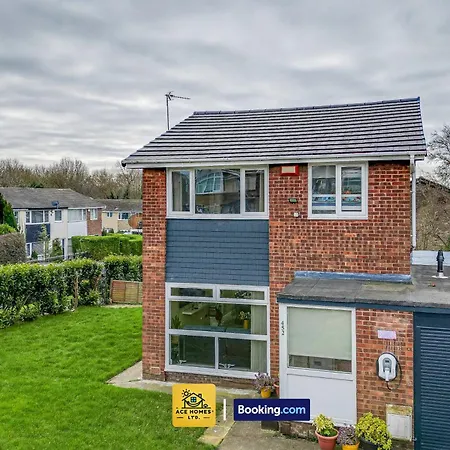 Semesterbostad Convenient Flat By Ace Homes Contractors With Free Parking Leeds (West Yorkshire)